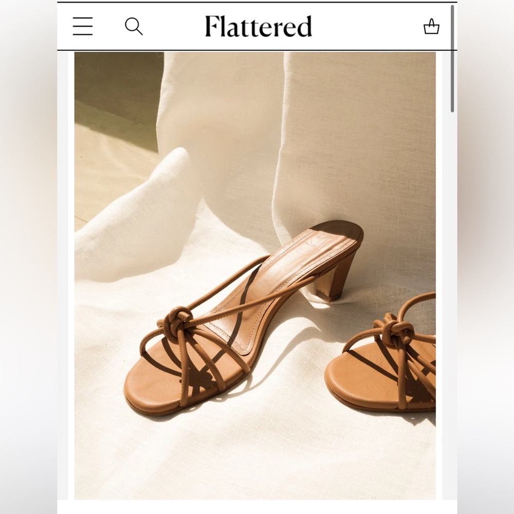NWT Flattered Eunice Leather Sandal